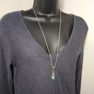 28 Inch Blue Pendant Necklace